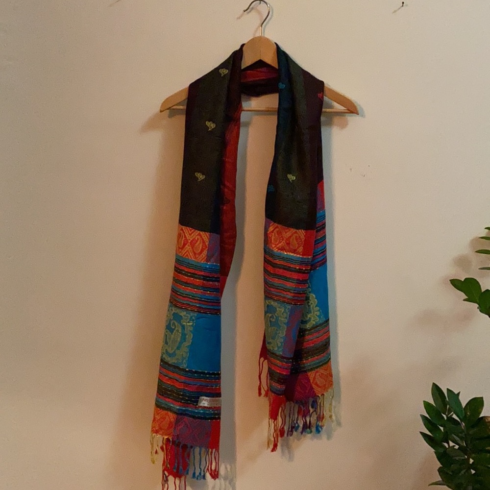 Reversible, new with bag pashmina scarf